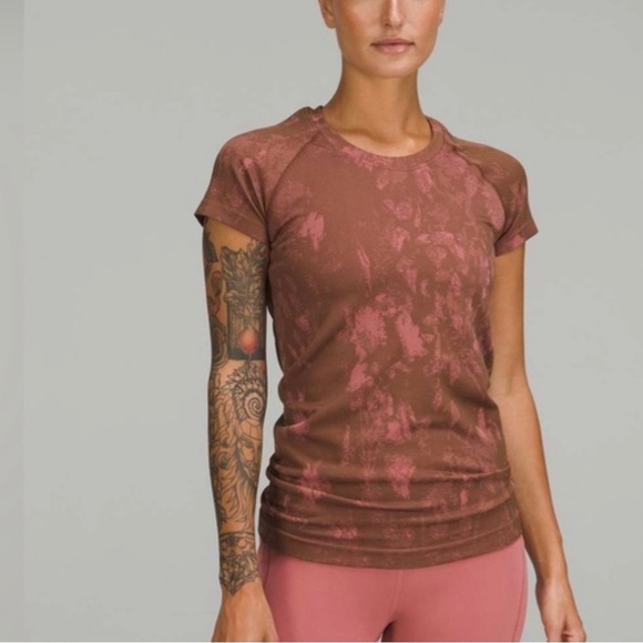 Lululemon Run Swiftly Tech Short Sleeve 2.0 Shirt Women's Sz 14 Brown Rose - Picture 6 of 6